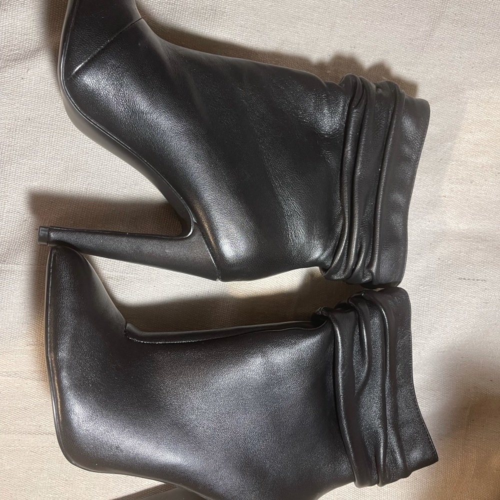 Steve Madden booties size 6.5